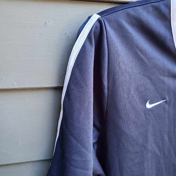 Nike Navy Blue White Vintage Exercise V Neck Tee size Large - Picture 6 of 8